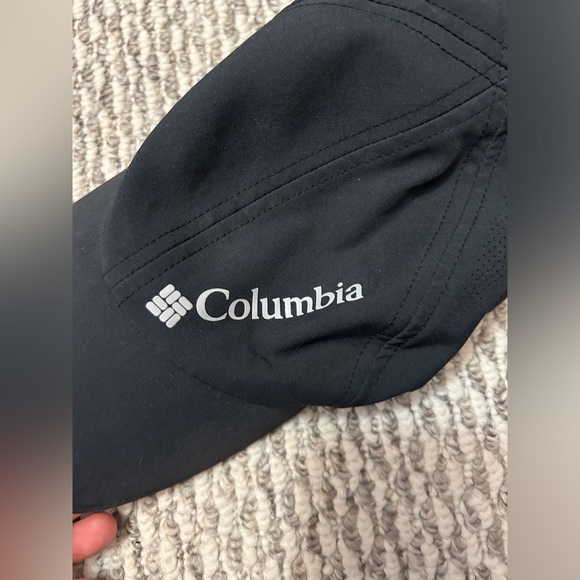 COLUMBIA BASEBALL CAP - Picture 3 of 5